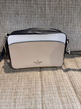 Kate Spade camera bag, black beige and cream 6 x 9” gently used